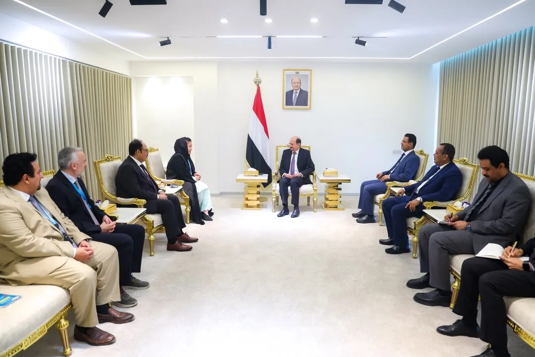 الزنداني يبحث مع المفوضية الأممية وهيئة خدمات المشاريع تعزيز حقوق الإنسان ومشاريع الخدمات في اليمن