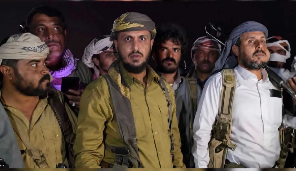 اغتيال قيادي في قوات درع الوطن بالعبر وقوات الأمن تطارد المتهمين