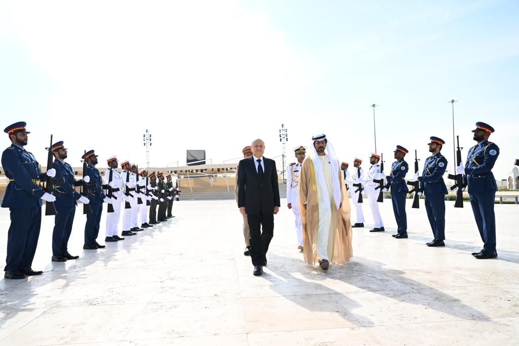 العليمي وأعضاء من الرئاسي يزرون الإمارات 