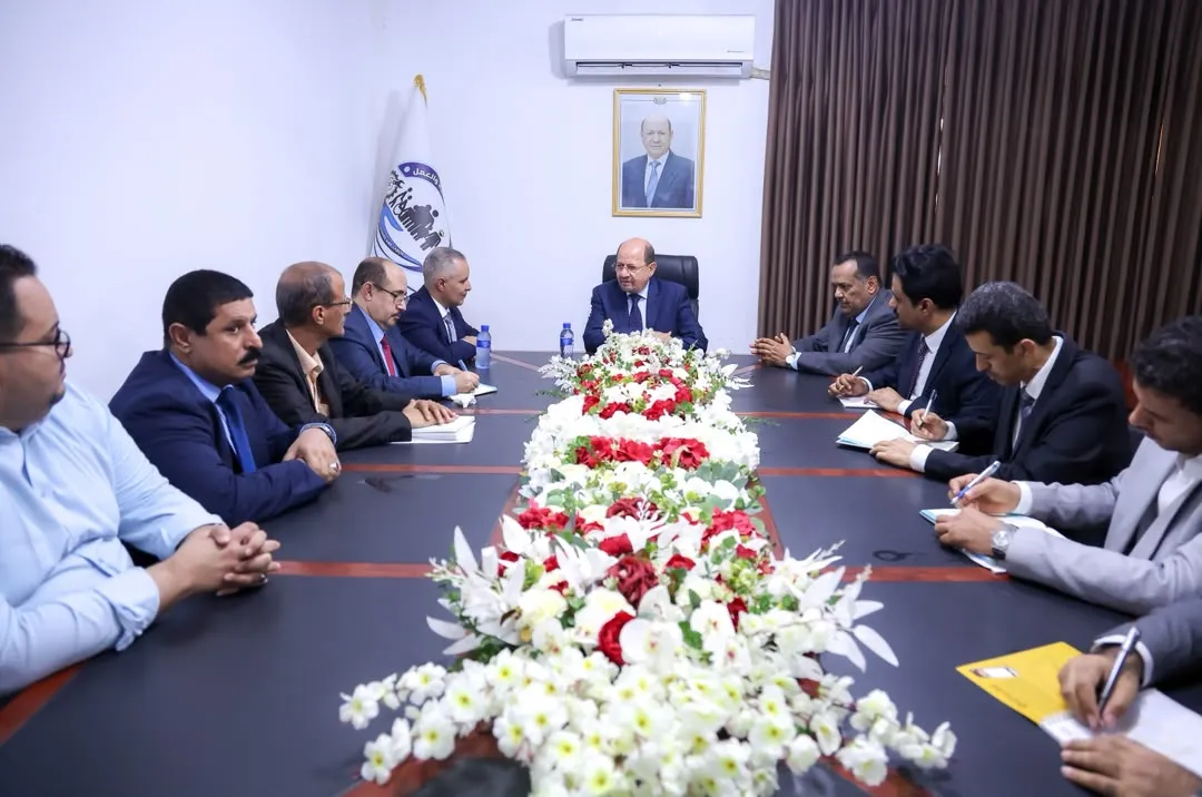 رئيس الوزراء يتفقد وزارة الشؤون الاجتماعية والعمل ويؤكد المضي في الإصلاح المؤسسي