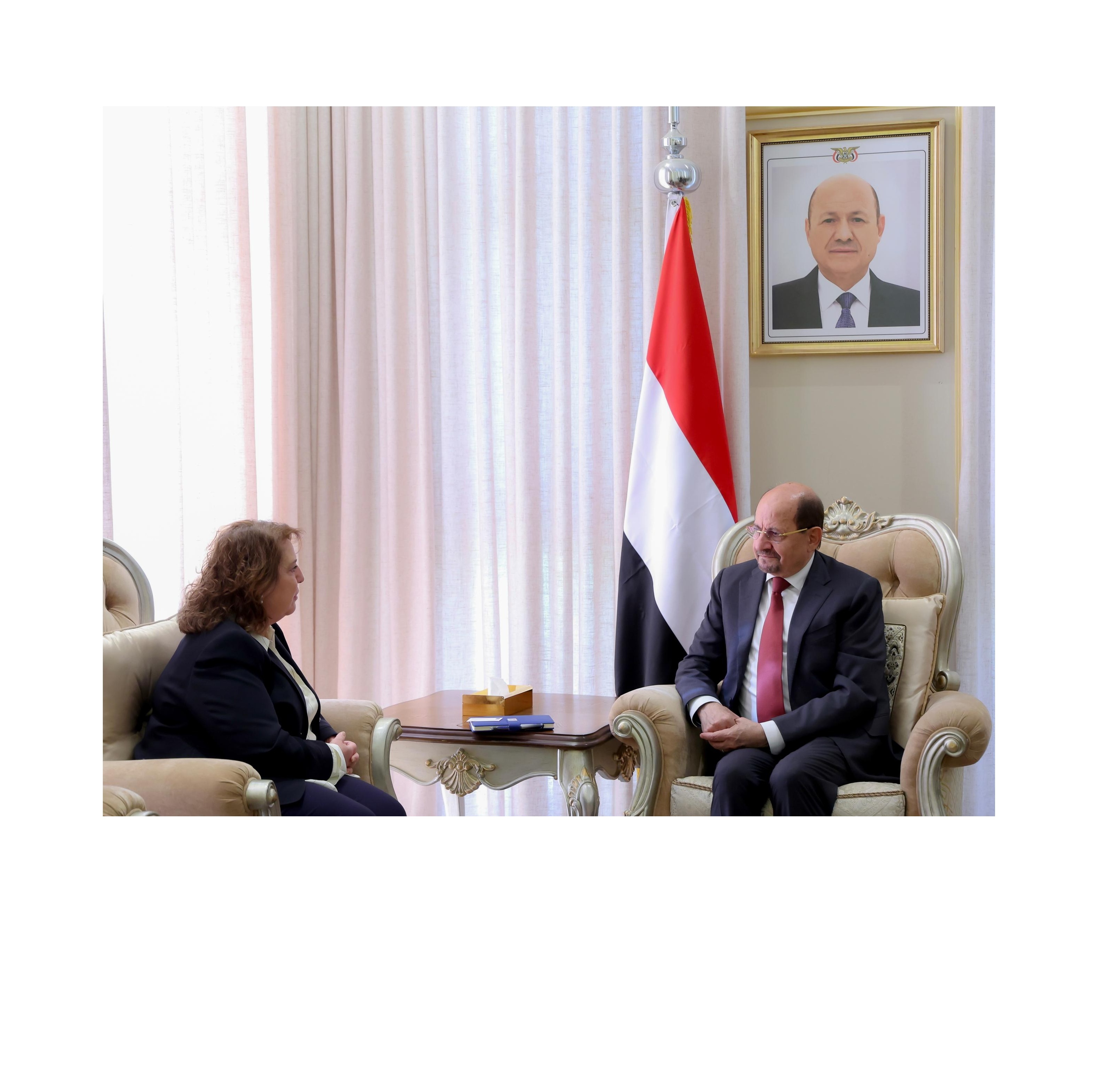 رئيس الوزراء يبحث مع برنامج الأمم المتحدة الإنمائي إعادة صياغة الشراكة ويدعو لتعزيز الاستثمار النفطي