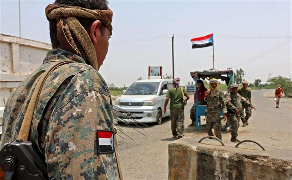 رئاسة الجمهورية تحذر من قيود مليشيا الانتقالي على حركة المواطنين إلى عدن