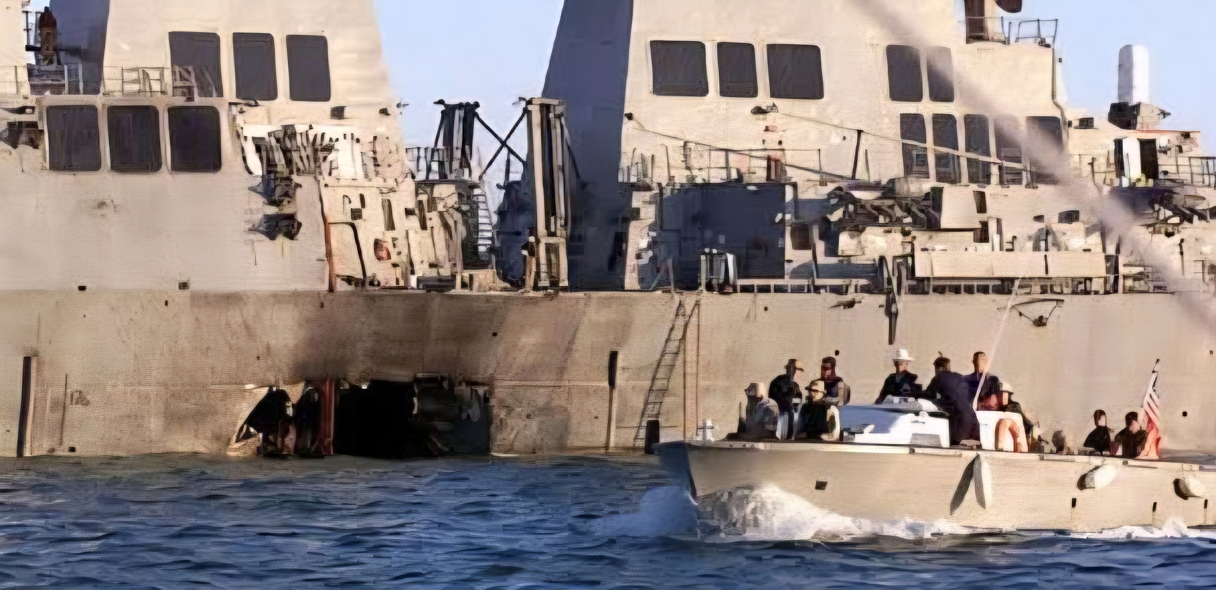 ترامب يربط تفجير المدمرة الأمريكية يو إس إس كول بإيران ضمن مبررات عملياته العسكرية