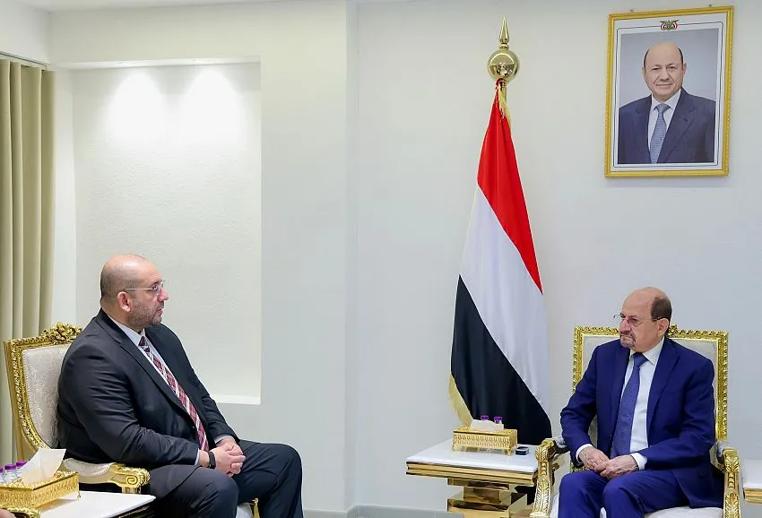 رئيس الوزراء يبحث مع المدير الإقليمي للمنظمة الدولية للهجرة تعزيز التعاون في ملف الهجرة والاستجابة الإنسانية