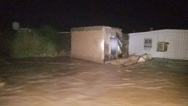 نزوح آلاف الأسر جراء سيول الأمطار بمارب 