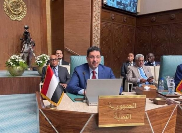 الخارجية اليمنية تطالب لبنان بترحيل قنوات الحوثيين