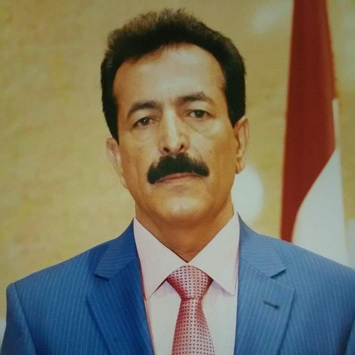 العجي يتهم إدارة العكيمي بالتمرد على قررات الرئاسة