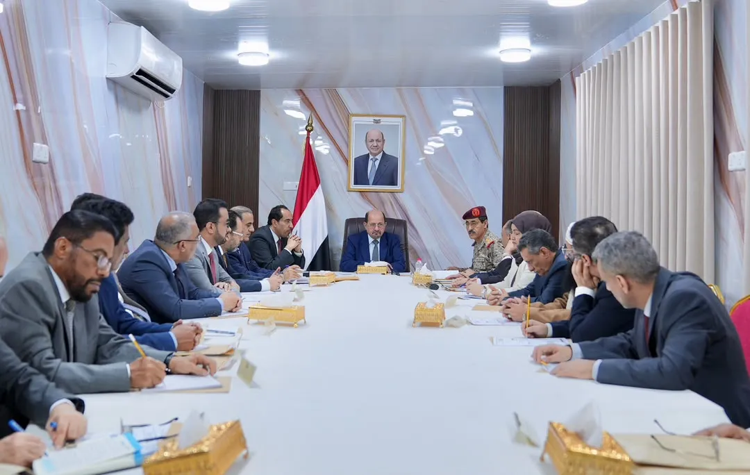 الزنداني: الحكومة تدير المرحلة الراهنة بمسؤولية كاملة ولن تسمح بإرباك عمل الدولة