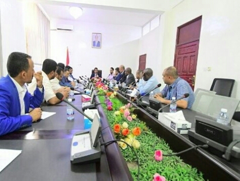 وفد أممي يزور مأرب للإطلاع على الاحتياجات الإنسانية فيها