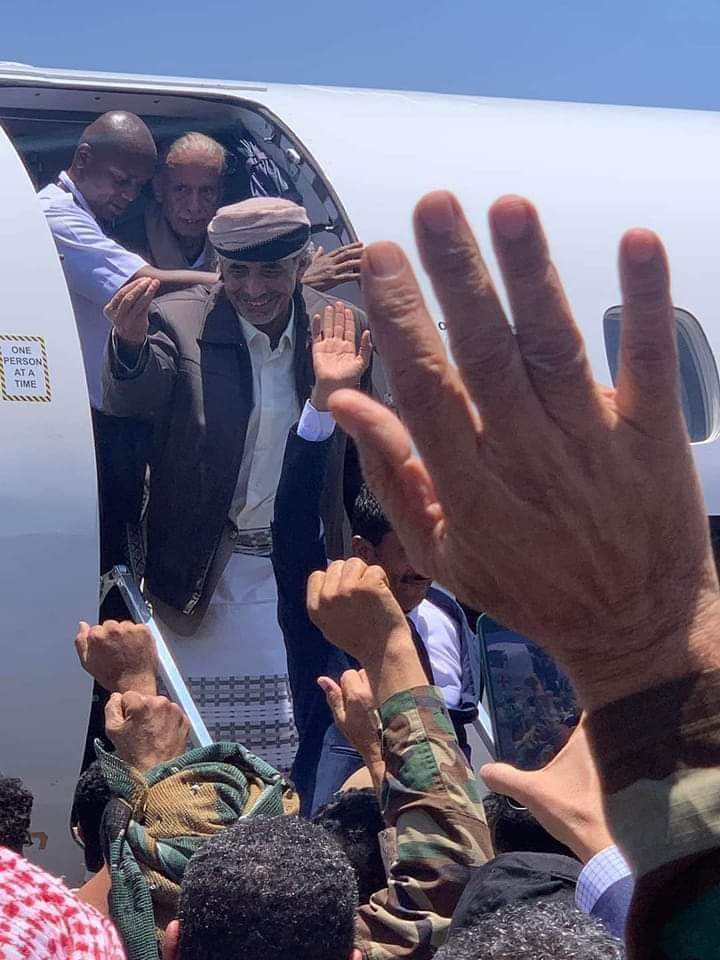الصبيحي وهادي يصلان عدن بعد سنوات من الاخفاء