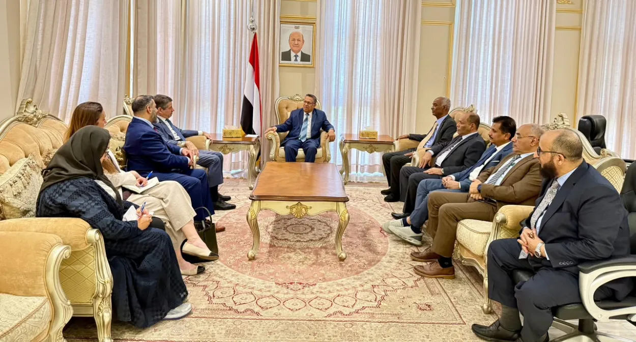 بن دغر يستقبل السفير الأمريكي بمناسبة انتهاء فترة عمله ويشيد بالدور المحوري للمملكة العربية السعودية