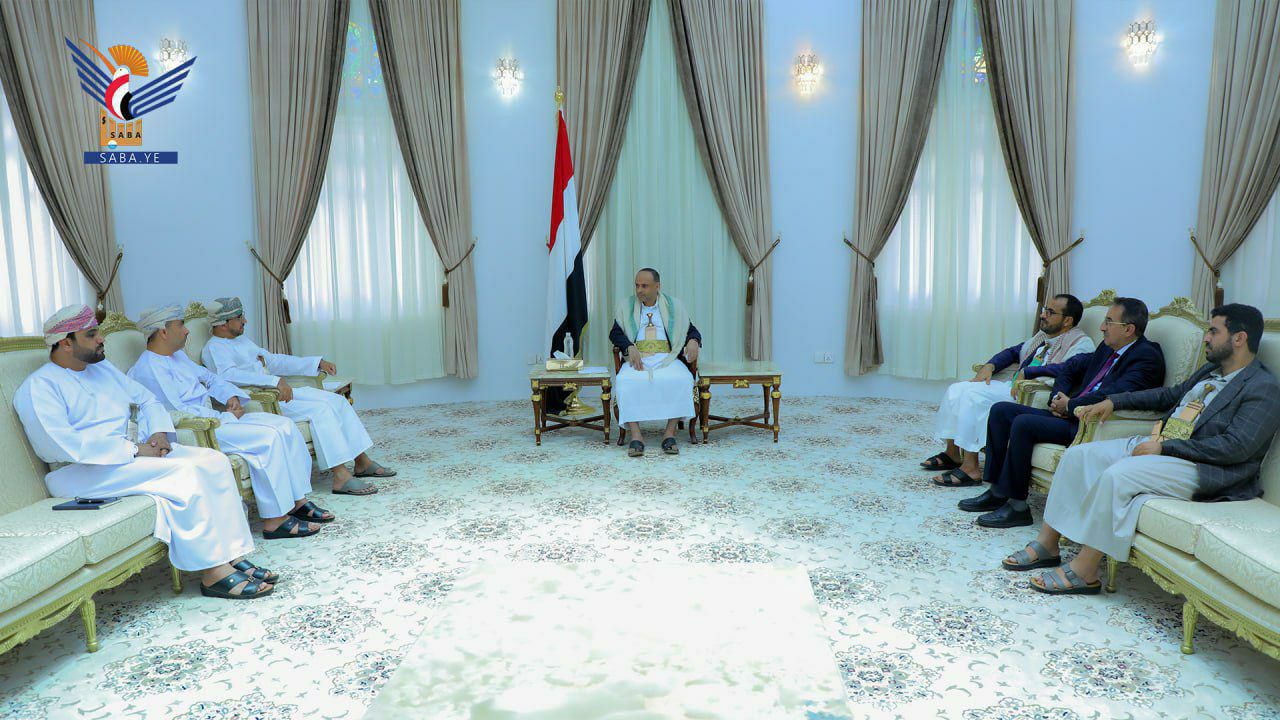 وصول وفد من الحوثيين إلى الرياض