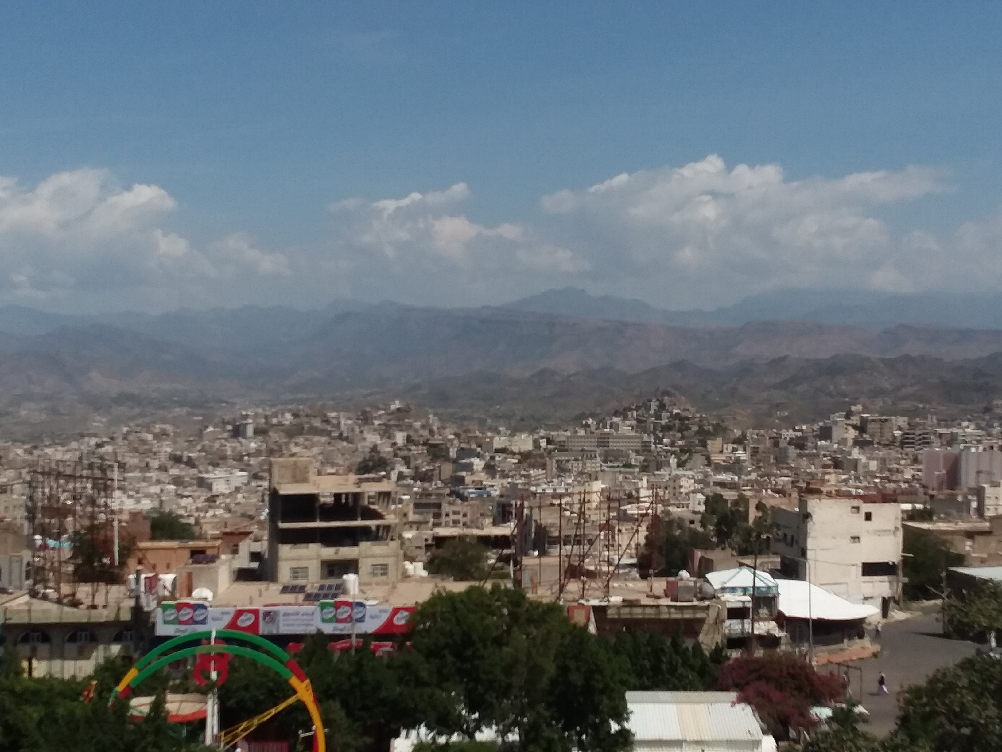 منظر عام من مدينة تعز