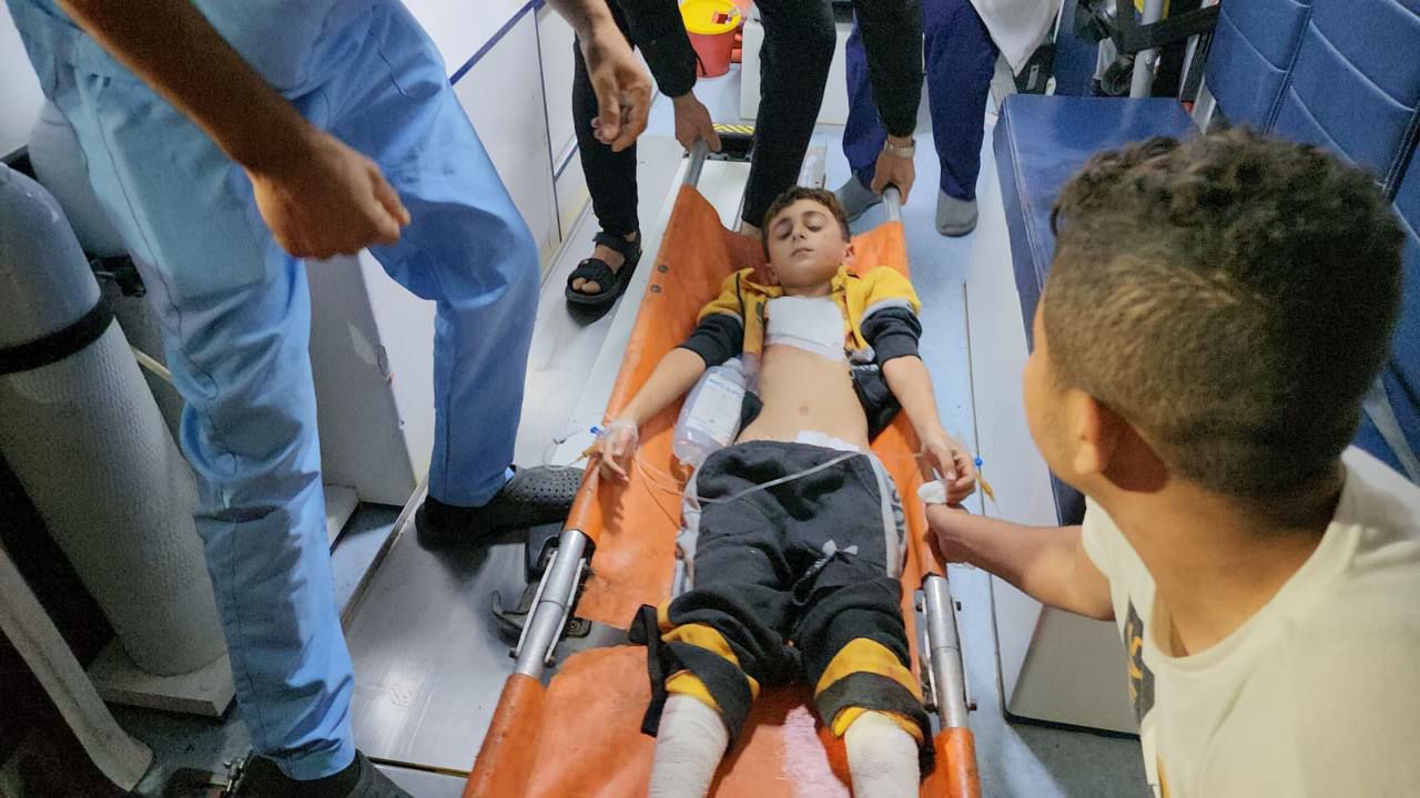 عشرات القتلى والجرحى بقصف الاحتلال لمدرسة وسط غزة
