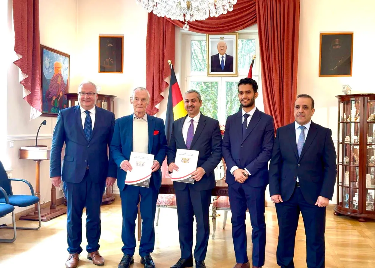 اليمن توقّع اتفاقية مع متحف ألماني لاستعادة ممتلكات ثقافية والحفاظ على آثار تاريخية