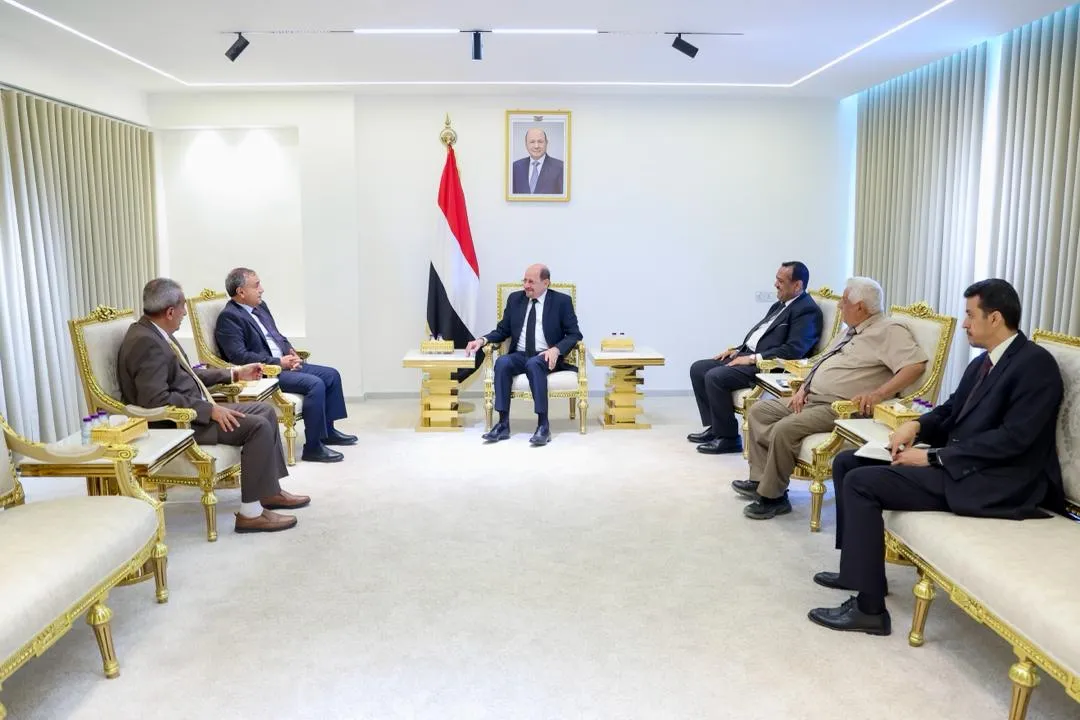 رئيس الوزراء يبحث مع رؤساء الجامعات تطوير التعليم العالي ويستقبل مسؤولين أمميين في عدن