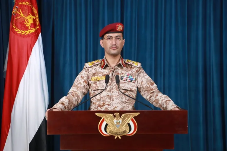 الحوثيون يعلنون حظرا أحاديا للملاحة تجاه السعودية ويصعدون تهديداتهم العسكرية