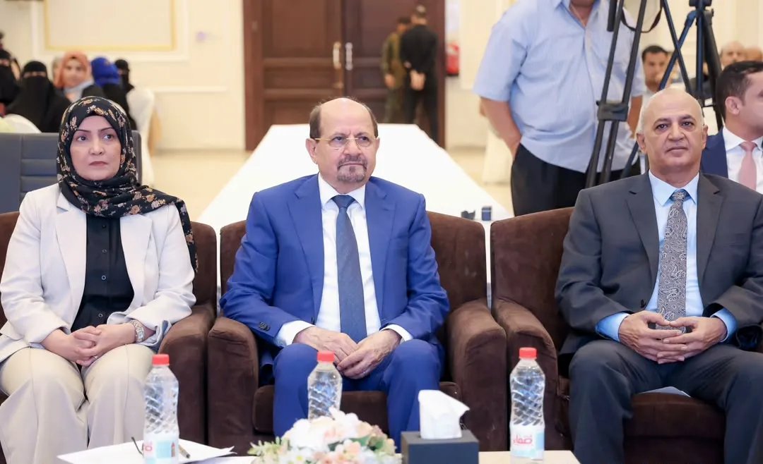 رئيس الوزراء الدكتور شائع الزنداني يدشن إعادة إصدار الجريدة الرسمية بعد توقف 11 عاماً