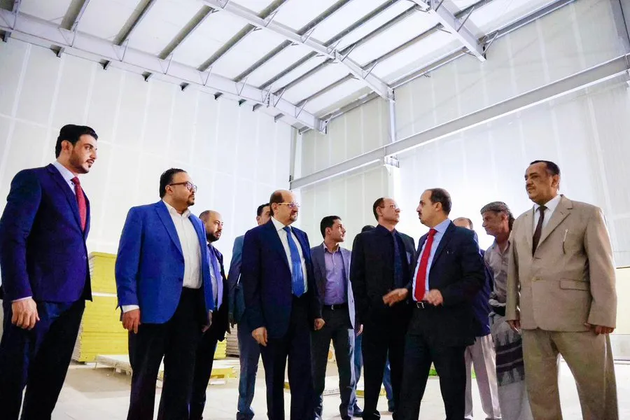 تحسن ملحوظ في الخدمات والأمن وجهود حكومية واعدة في عدن