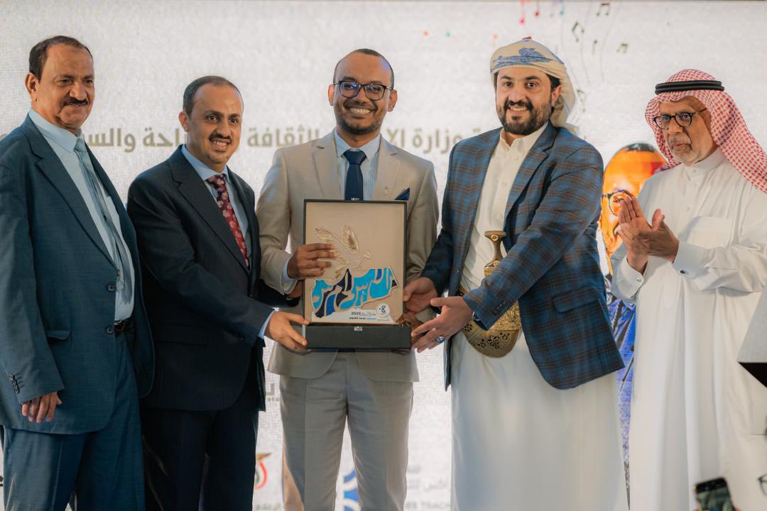 منظمة ثري تراكس تحتفي بالمايسترو اليمني محمد القحوم في الرياض