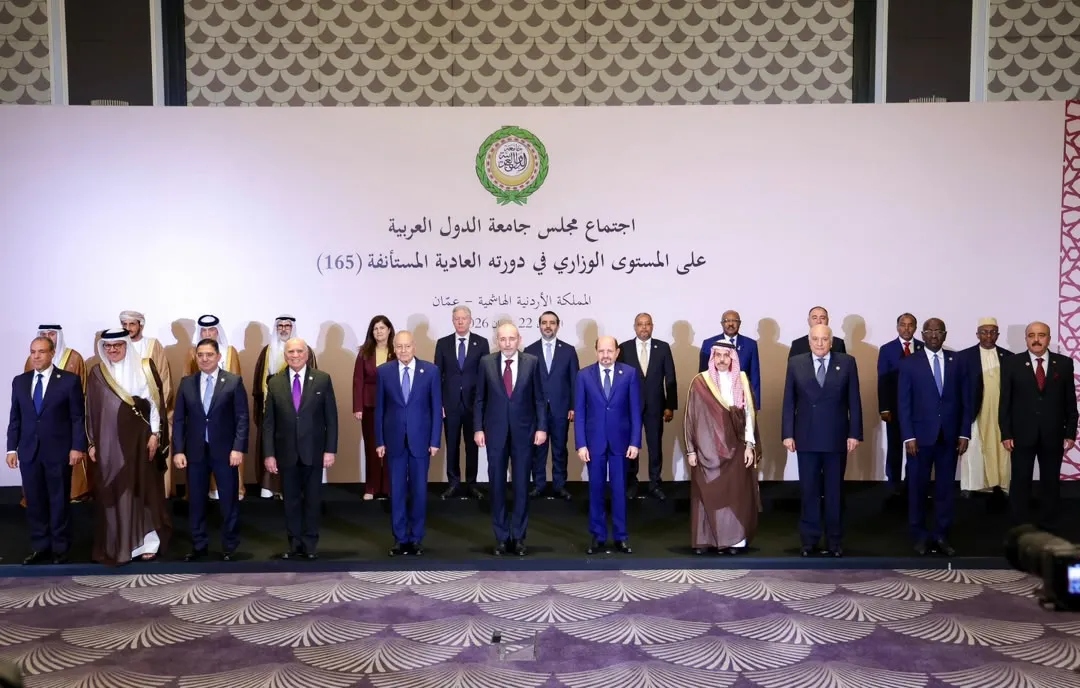 الزنداني يشارك في اجتماع وزراء الخارجية العرب بعمان ويؤكد أهمية تعزيز التضامن العربي لمواجهة التحديات