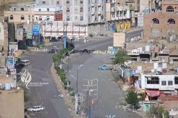 الحكومة تنفي مزاعم الحوثيين بشان طرق تعز وتبادر بفتحها 
