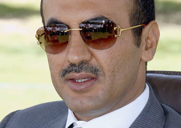 نجل صالح يتهم قوى بعرقلة شطب اسمه من العقوبات الدولية