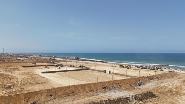 الجيش الإسرائيلي ينشر صور لأعمال إنشاء الرصيف البحري في قطاع غزة