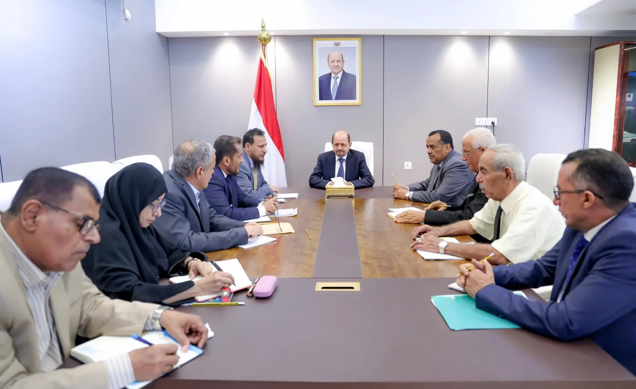 الزنداني: عدن أولوية الحكومة.. ولا مكان لمؤسسات ضعيفة أو فاسدة بمعركة استعادة الدولة