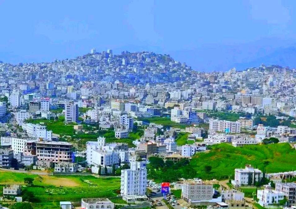 قيادات حوثية تُدير شبكة لتسهيل عمليات السطو على أراضي وأملاك الأوقاف في محافظة إب
