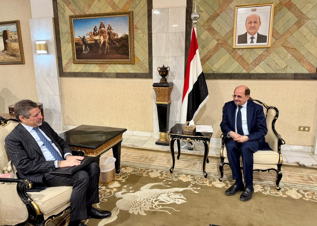 الزنداني يبحث مع السفير الأمريكي تعزيز العلاقات الثنائية ودعم الاستقرار في اليمن